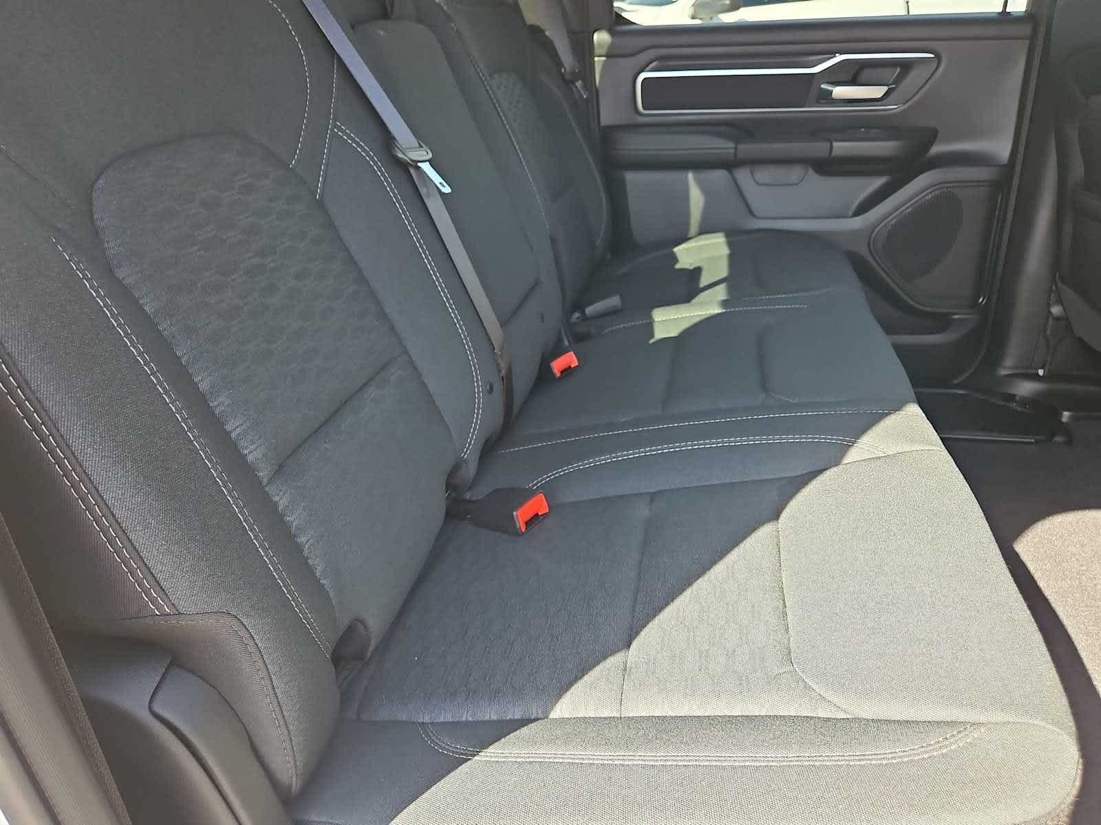 Thumbnail: 2026 RAM 1500 - 28