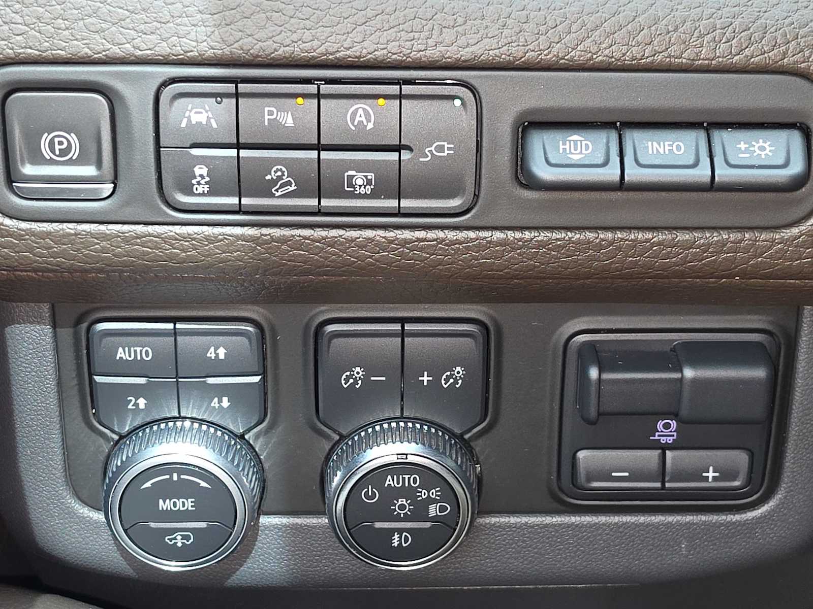 Thumbnail: 2022 GMC Yukon - 29