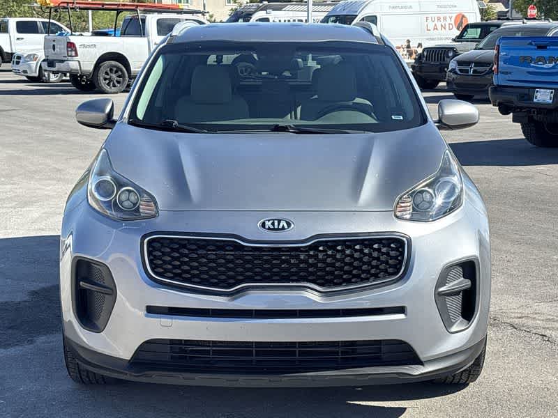 Thumbnail: 2019 Kia Sportage - 3