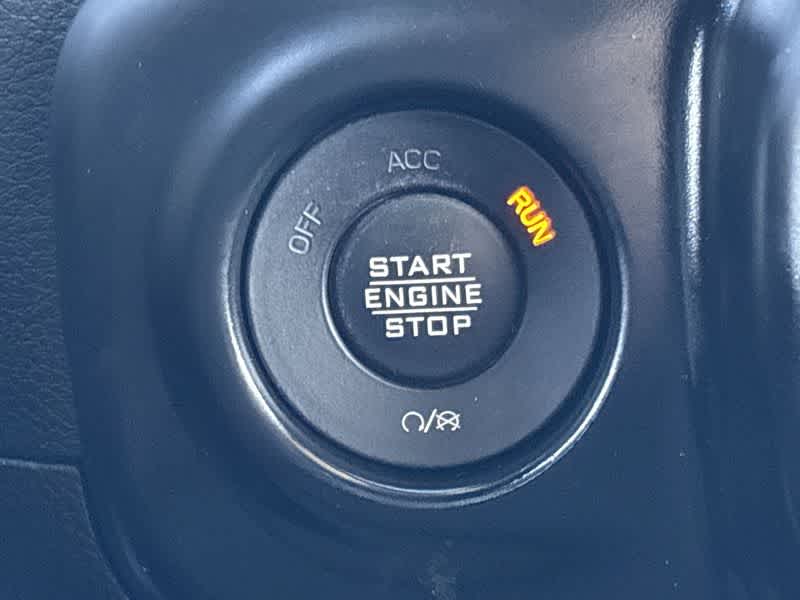 Thumbnail: 2021 Jeep Gladiator - 24