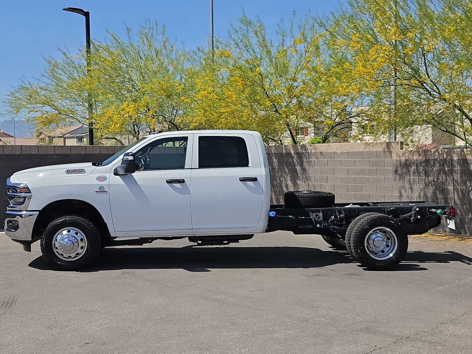 Thumbnail: 2026 RAM 3500 - 6