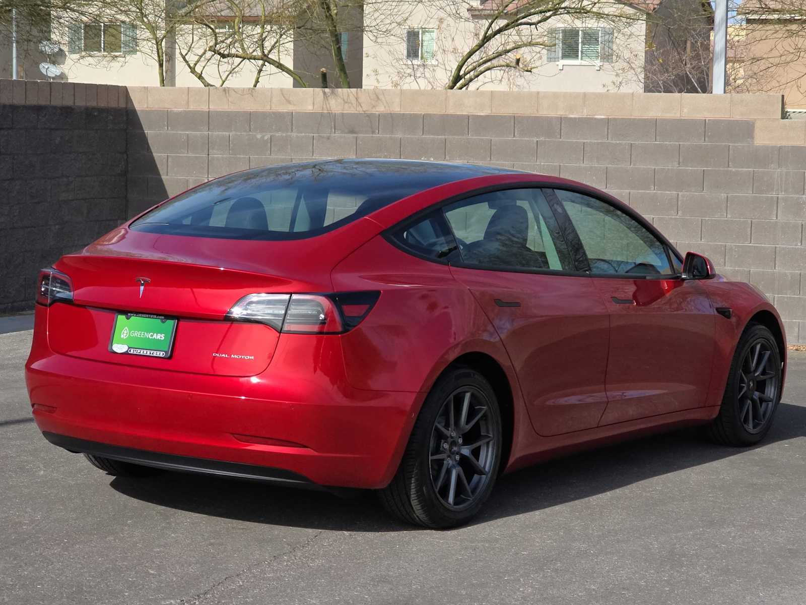 Thumbnail: 2021 Tesla Model 3 - 9