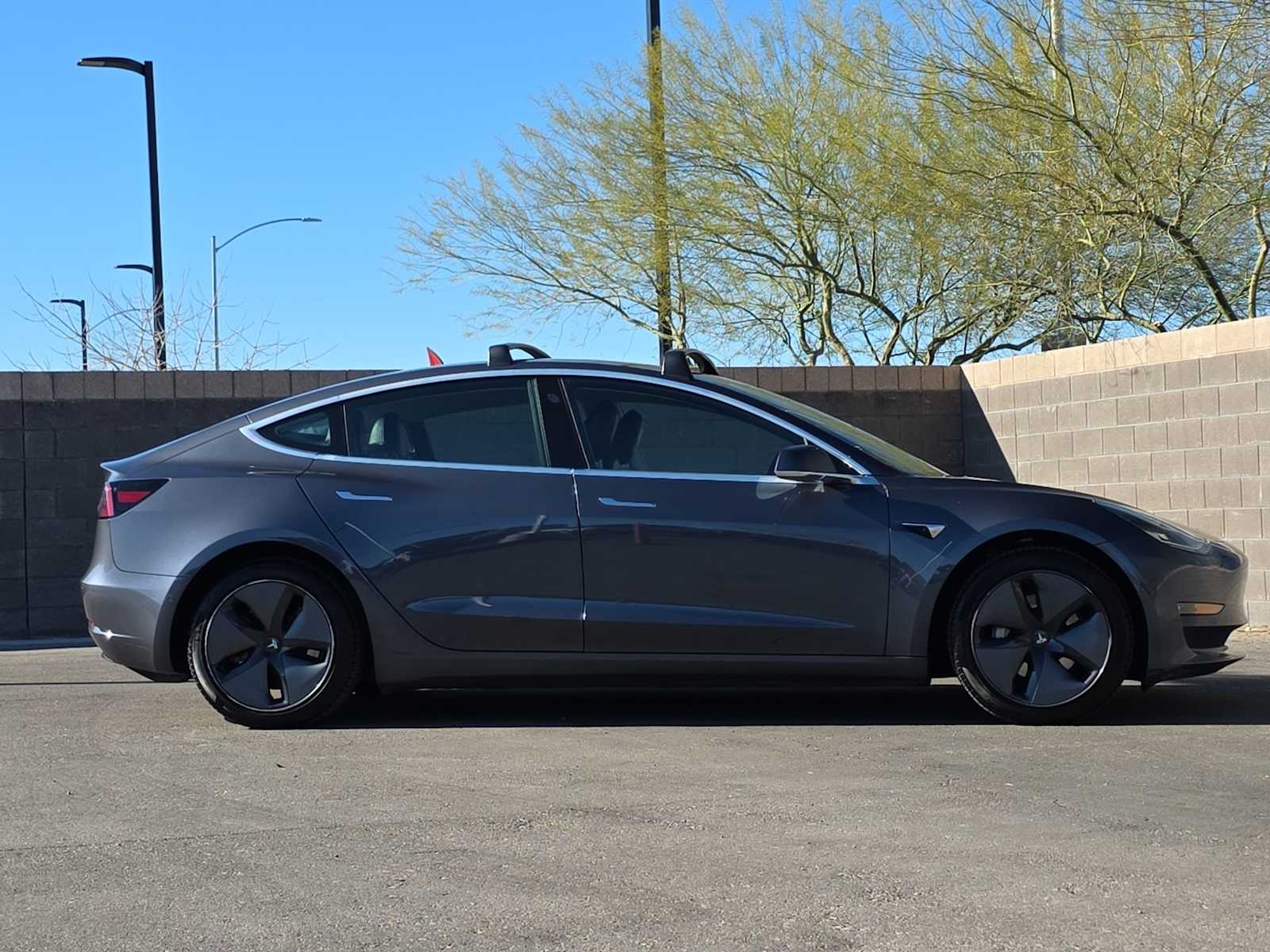 Thumbnail: 2020 Tesla Model 3 - 10