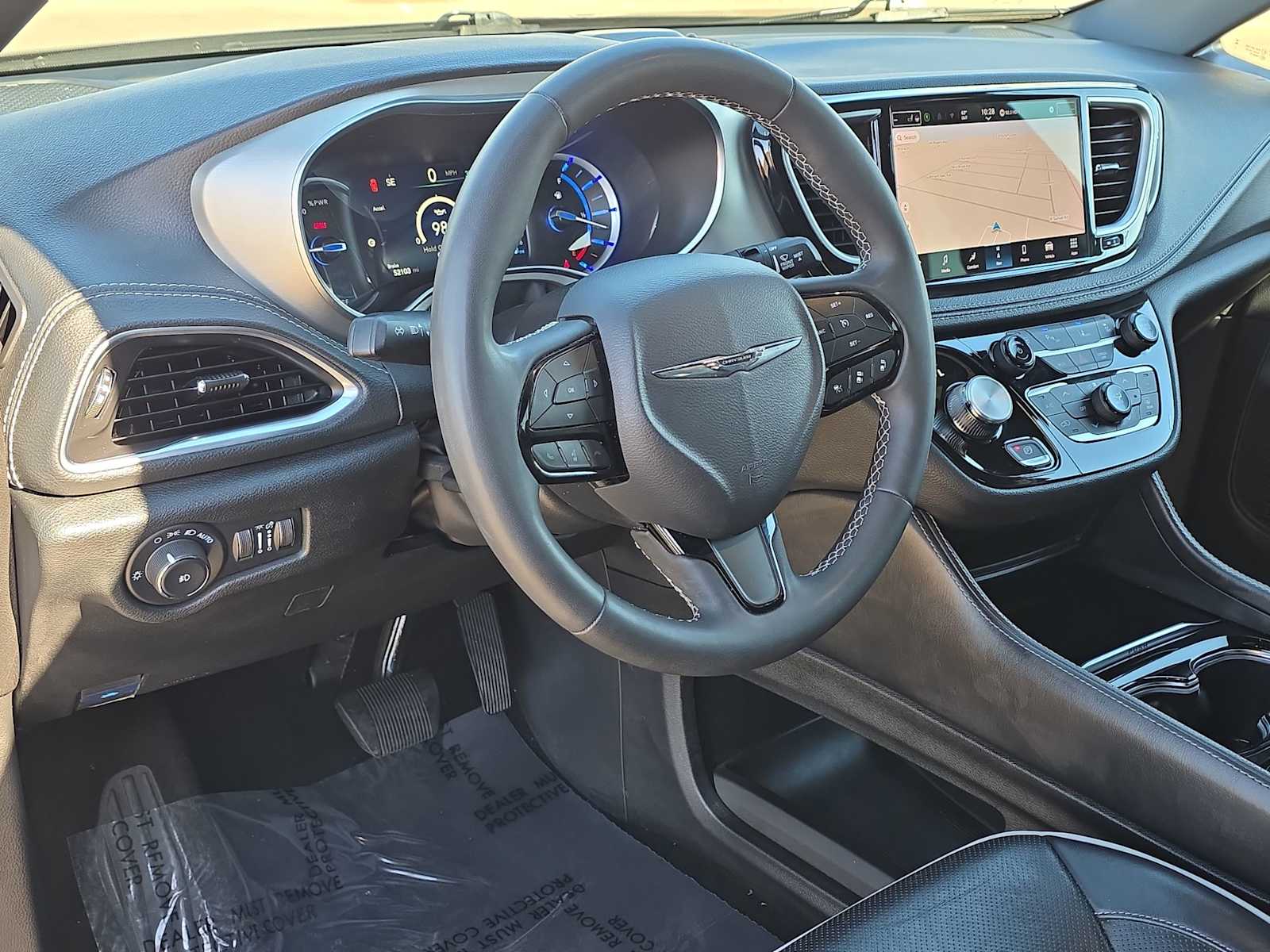 Thumbnail: 2024 Chrysler Pacifica - 2