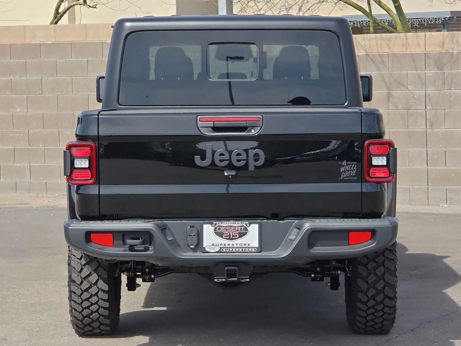 Thumbnail: 2026 Jeep Gladiator - 3