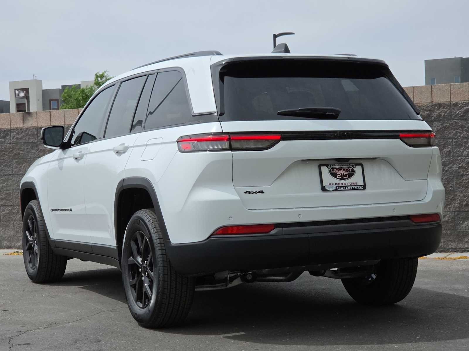 Thumbnail: 2026 Jeep Grand Cherokee - 6