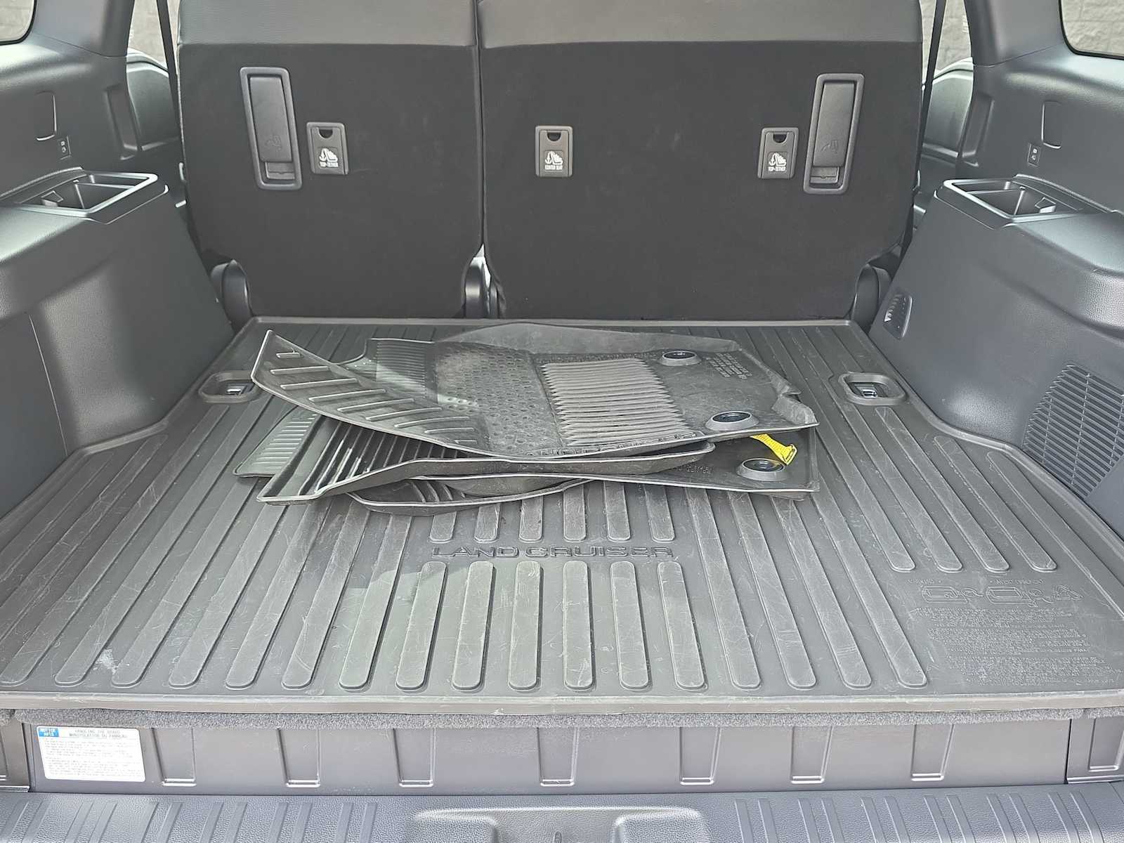 Thumbnail: 2024 Toyota Land Cruiser - 23