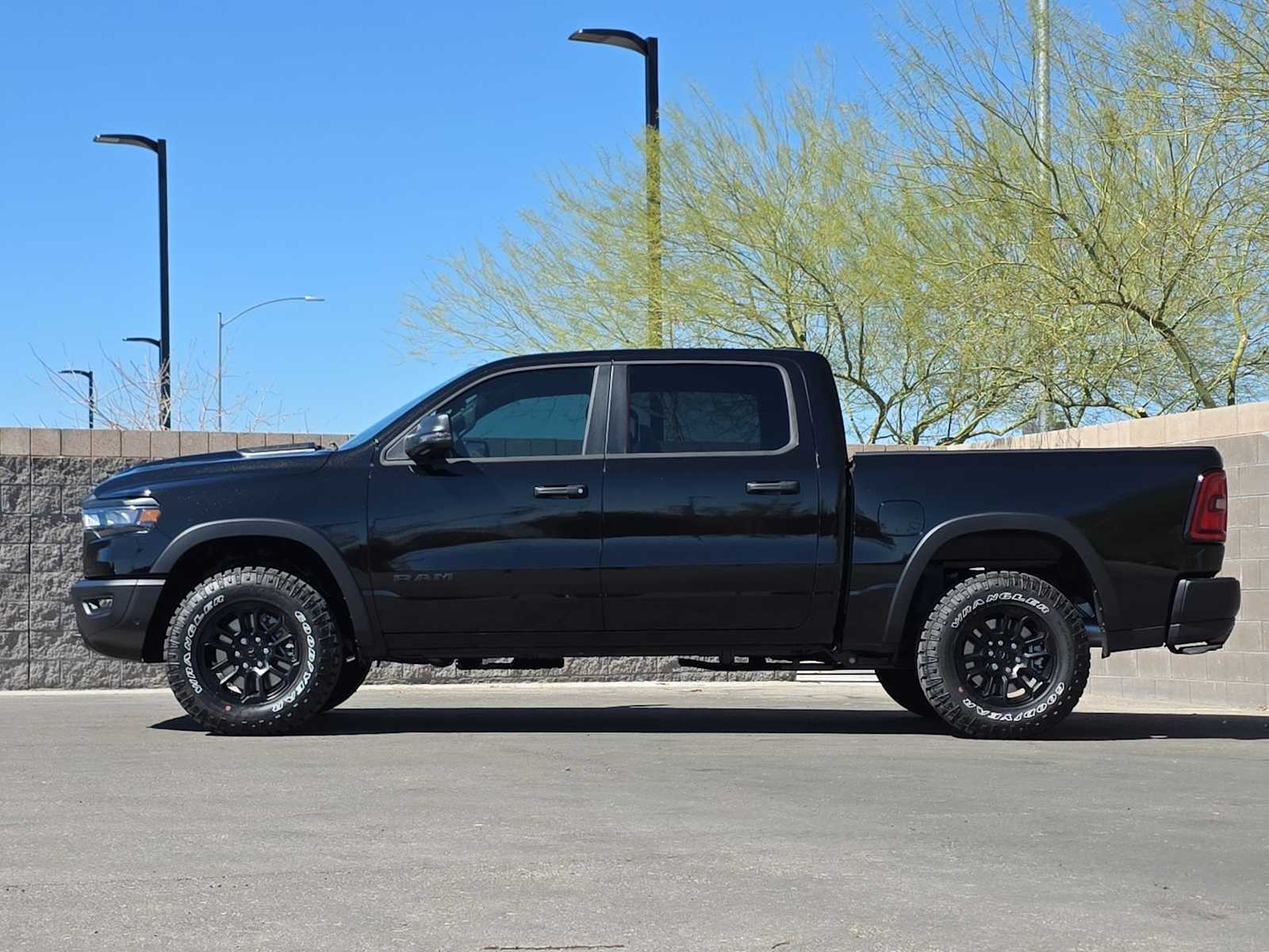 Thumbnail: 2026 RAM 1500 - 6