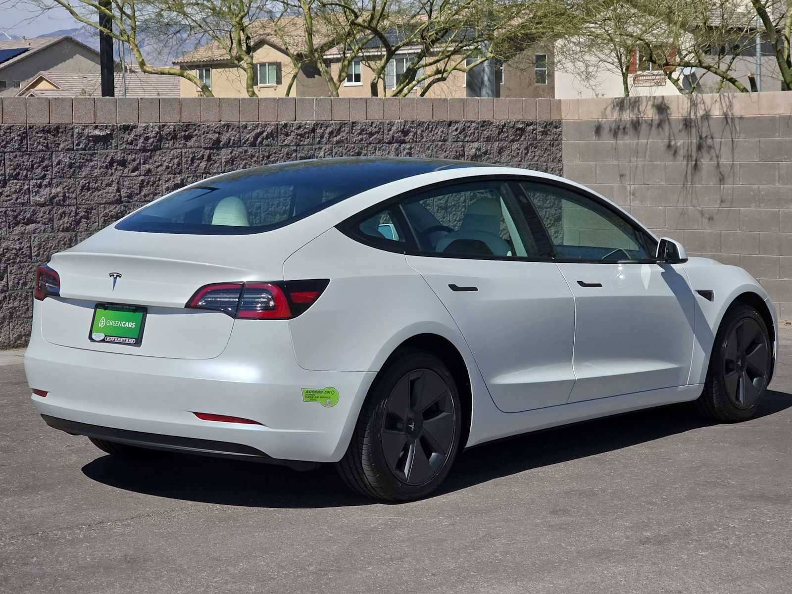 Thumbnail: 2023 Tesla Model 3 - 9