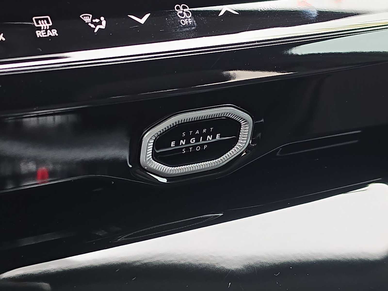 Thumbnail: 2026 Jeep Grand Cherokee - 24