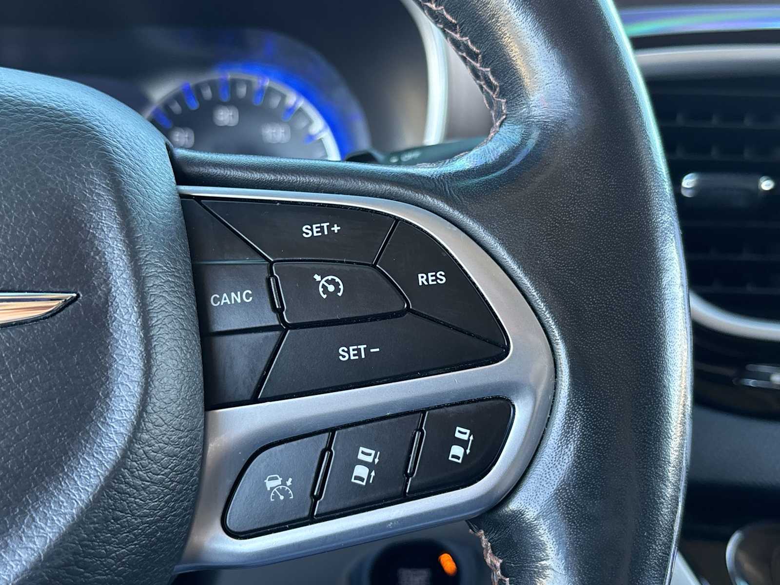 Thumbnail: 2019 Chrysler Pacifica - 28