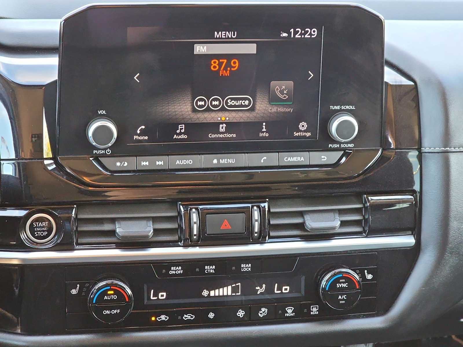 Thumbnail: 2023 Nissan Pathfinder - 20