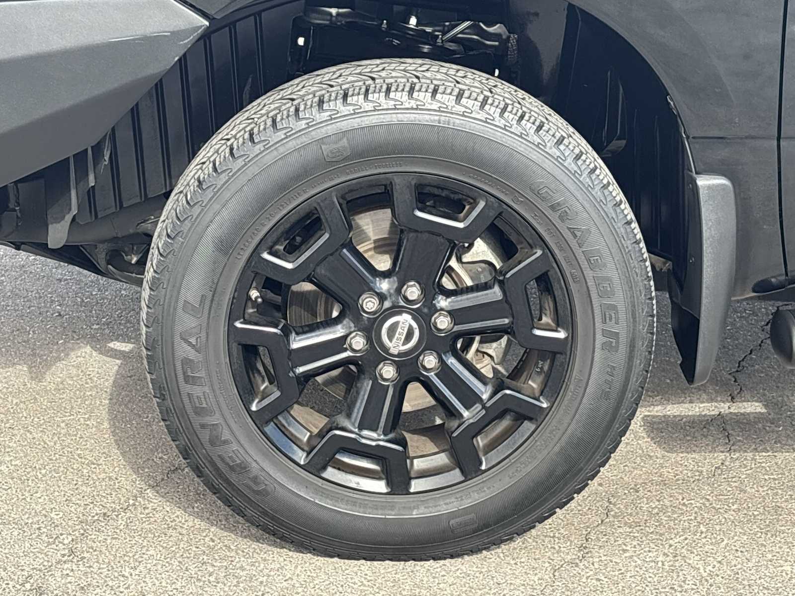 Thumbnail: 2019 Nissan Titan - 12