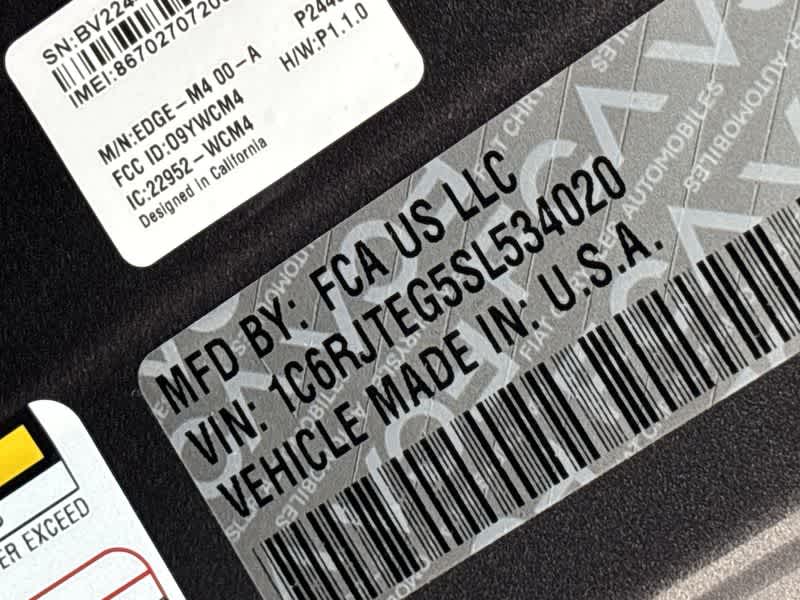 Thumbnail: 2025 Jeep Gladiator - 25