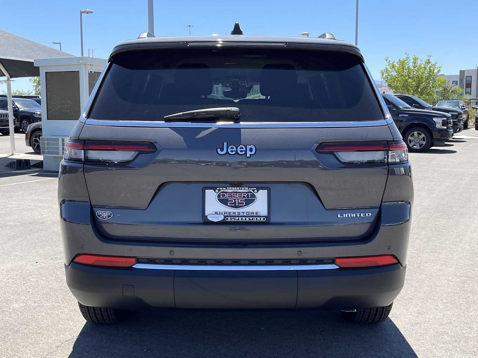 Thumbnail: 2023 Jeep Grand Cherokee L - 5