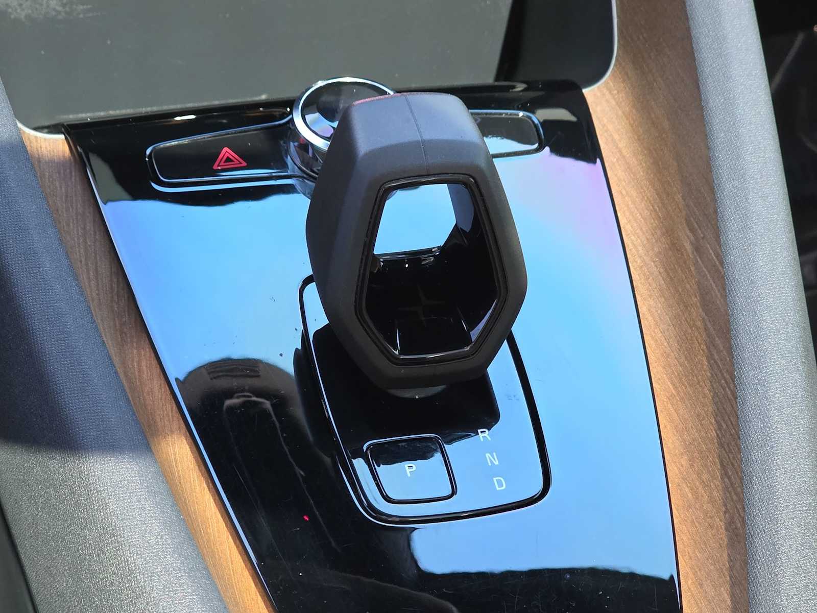 Thumbnail: 2021 Polestar 2 - 20