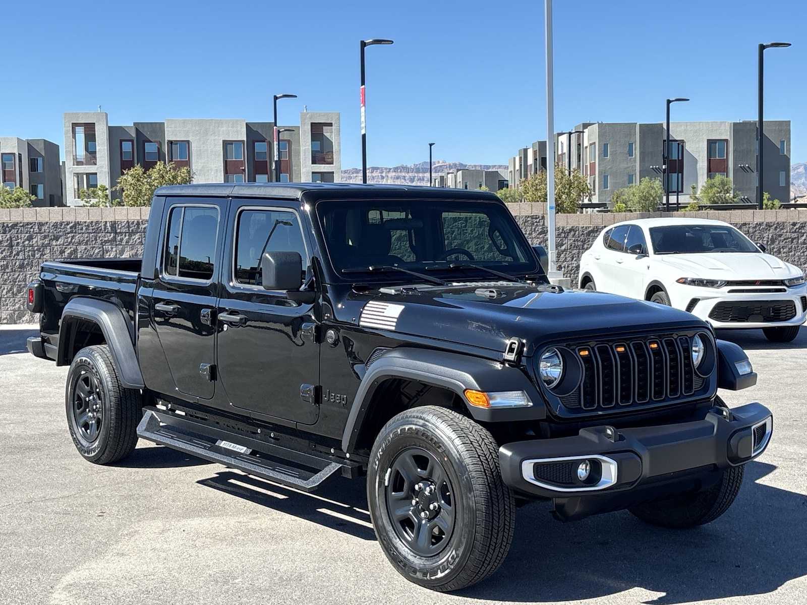 Thumbnail: 2024 Jeep Gladiator - 3