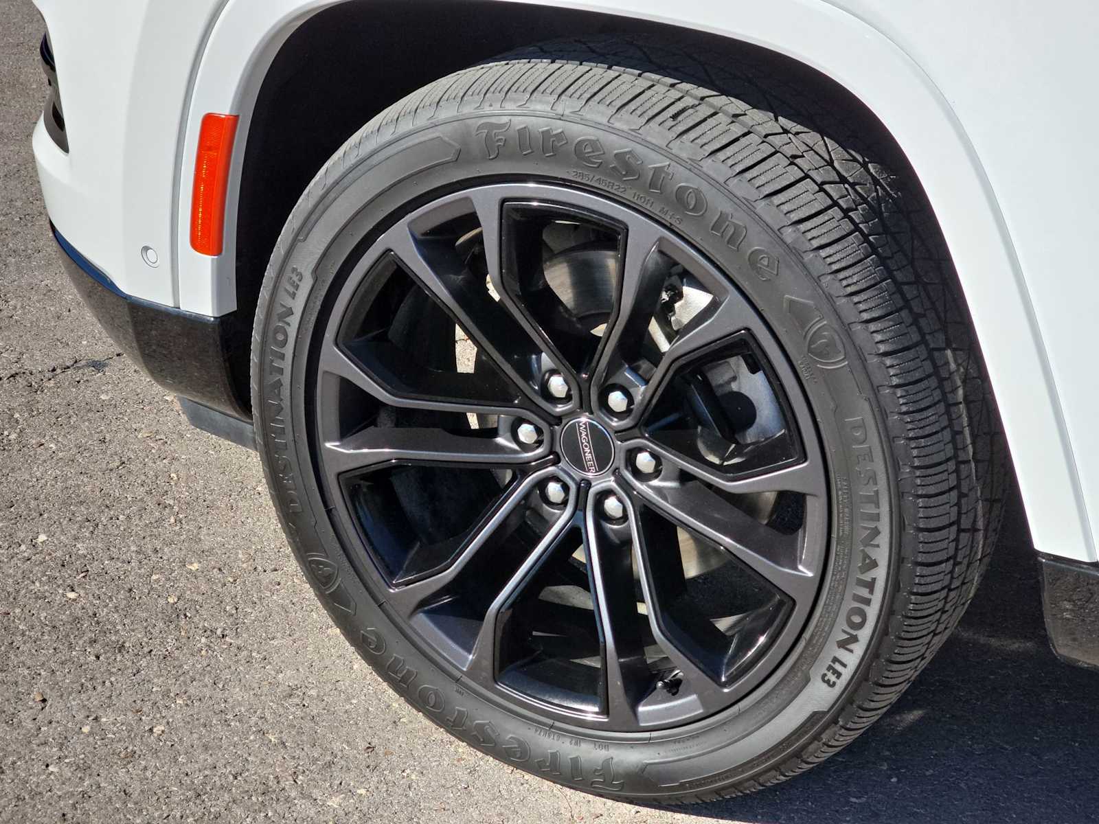 Thumbnail: 2024 Jeep Grand Wagoneer L - 12