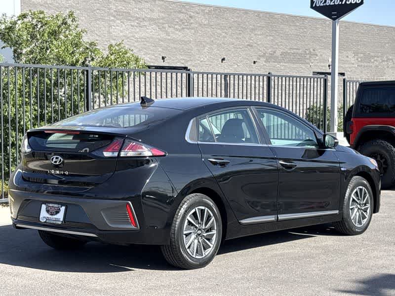Thumbnail: 2020 Hyundai Ioniq - 8