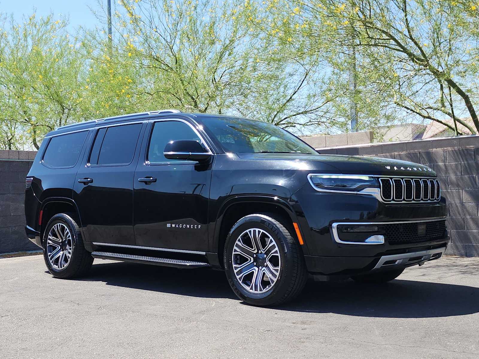 Thumbnail: 2024 Jeep Wagoneer - 2