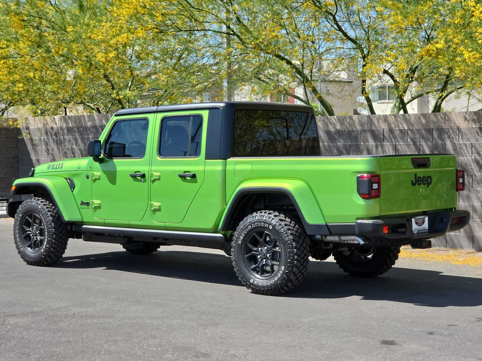 Thumbnail: 2026 Jeep Gladiator - 7