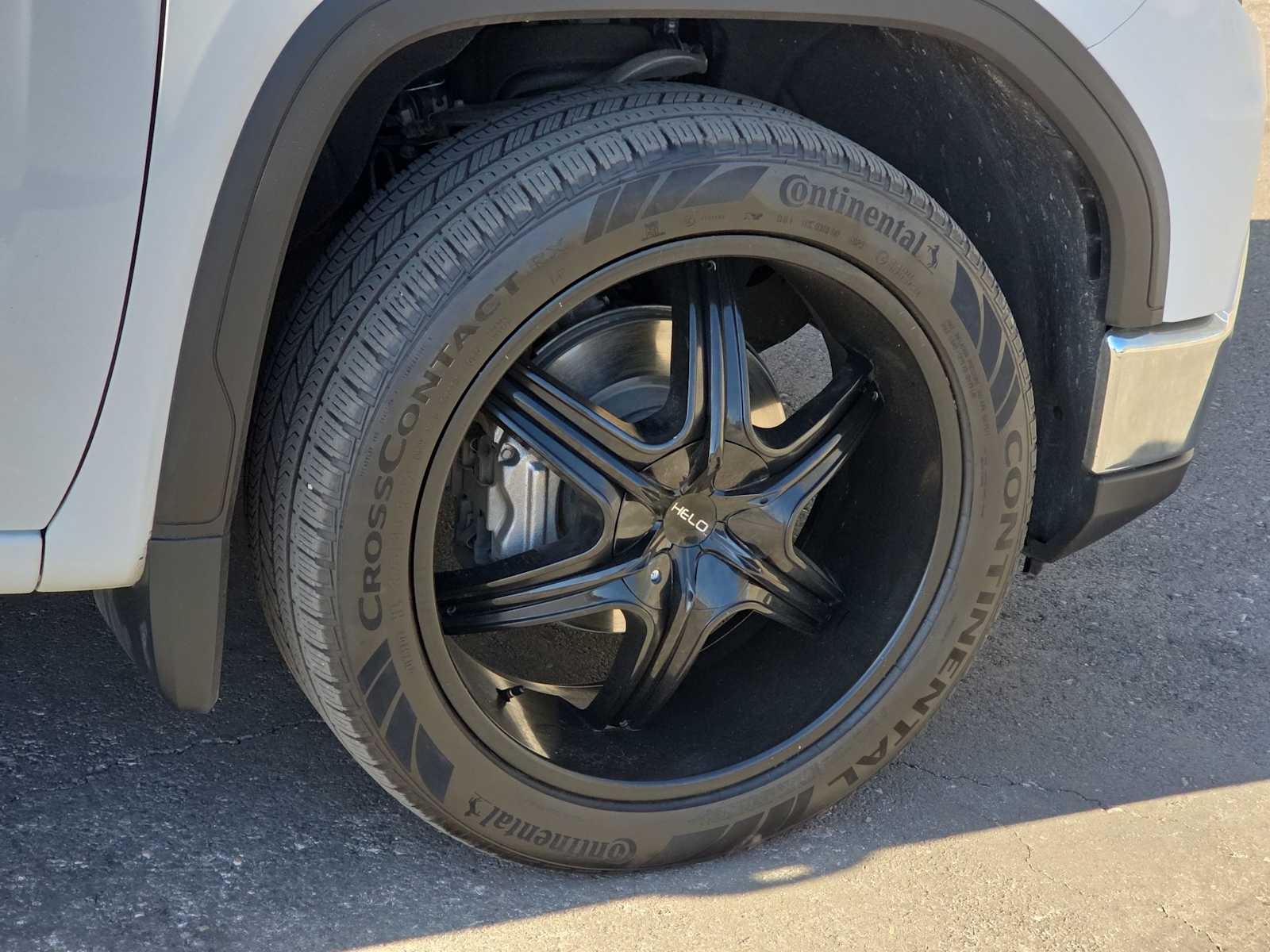 Thumbnail: 2023 GMC Sierra 1500 - 4