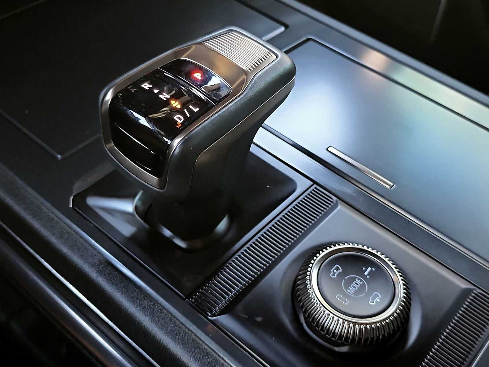 Thumbnail: 2024 GMC Hummer EV - 21