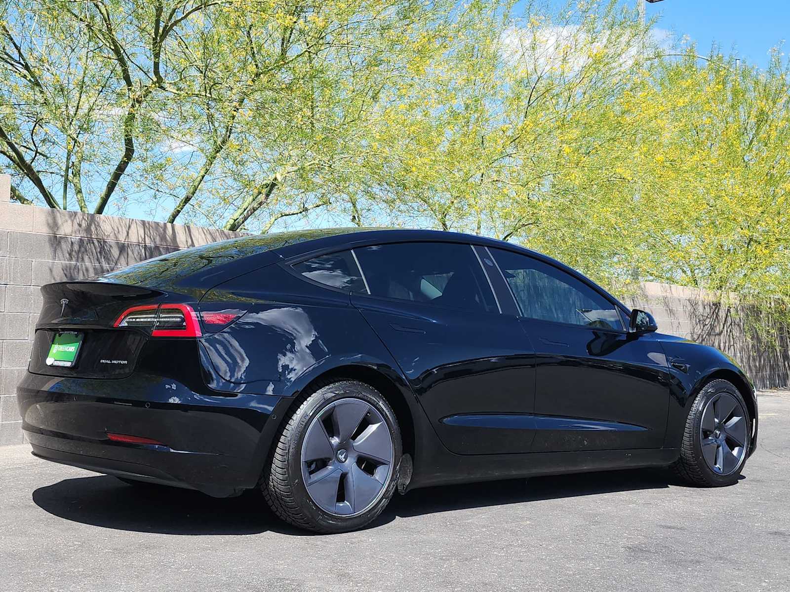 Thumbnail: 2022 Tesla Model 3 - 9