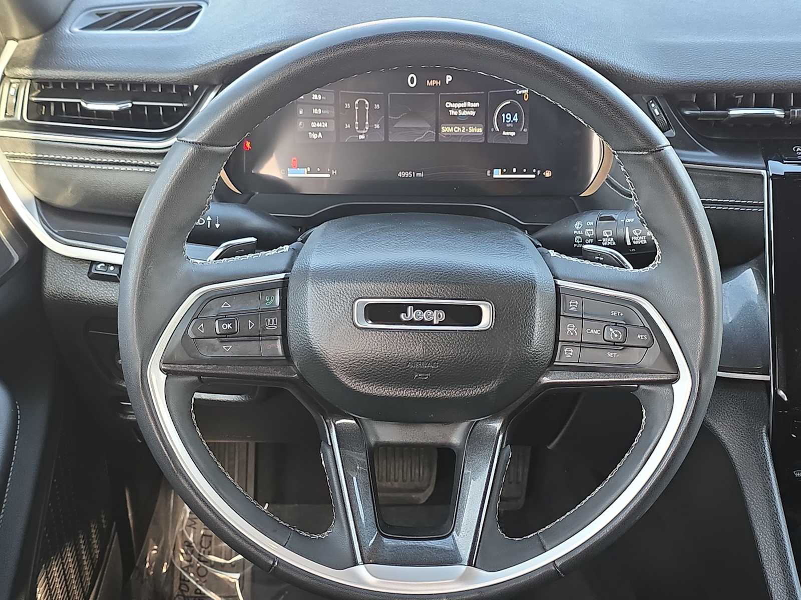 Thumbnail: 2023 Jeep Grand Cherokee L - 18