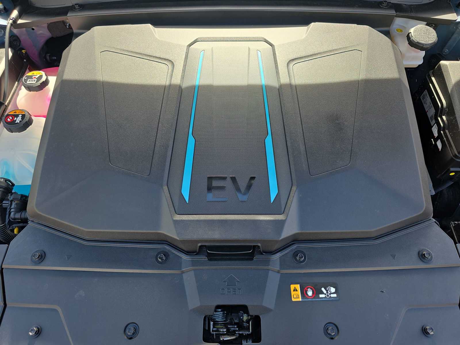 Thumbnail: 2024 Hyundai Ioniq 5 - 13