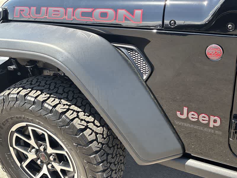 Thumbnail: 2025 Jeep Wrangler - 10