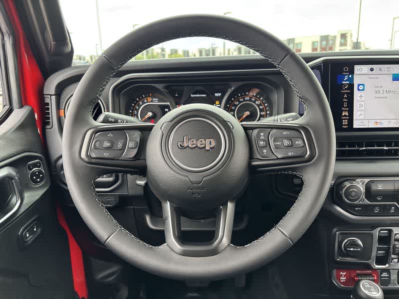 Thumbnail: 2025 Jeep Gladiator - 19