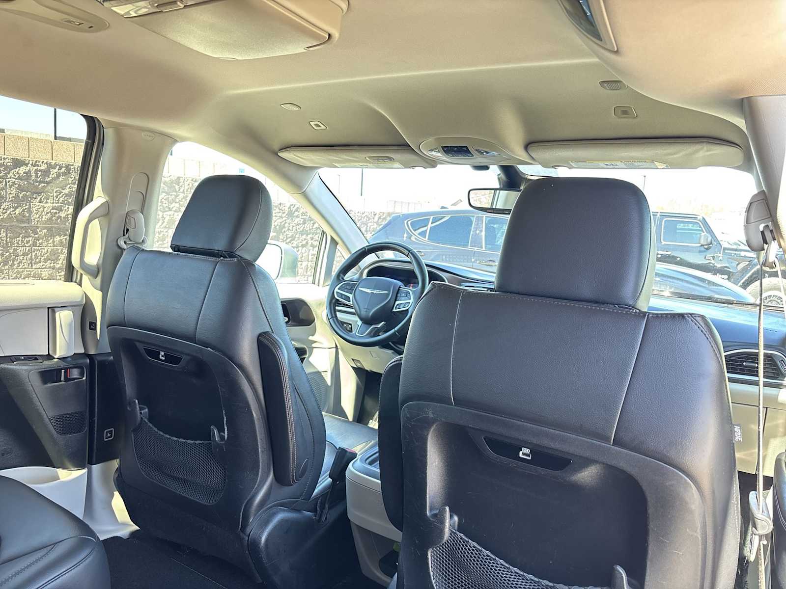 Thumbnail: 2018 Chrysler Pacifica - 16