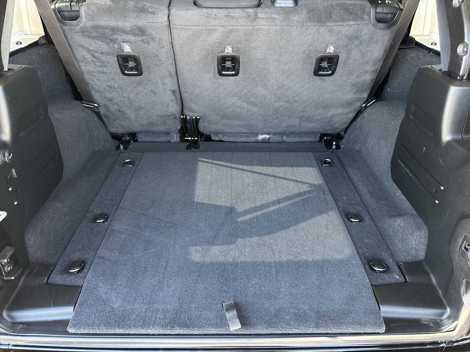 Thumbnail: 2020 Jeep Wrangler - 23