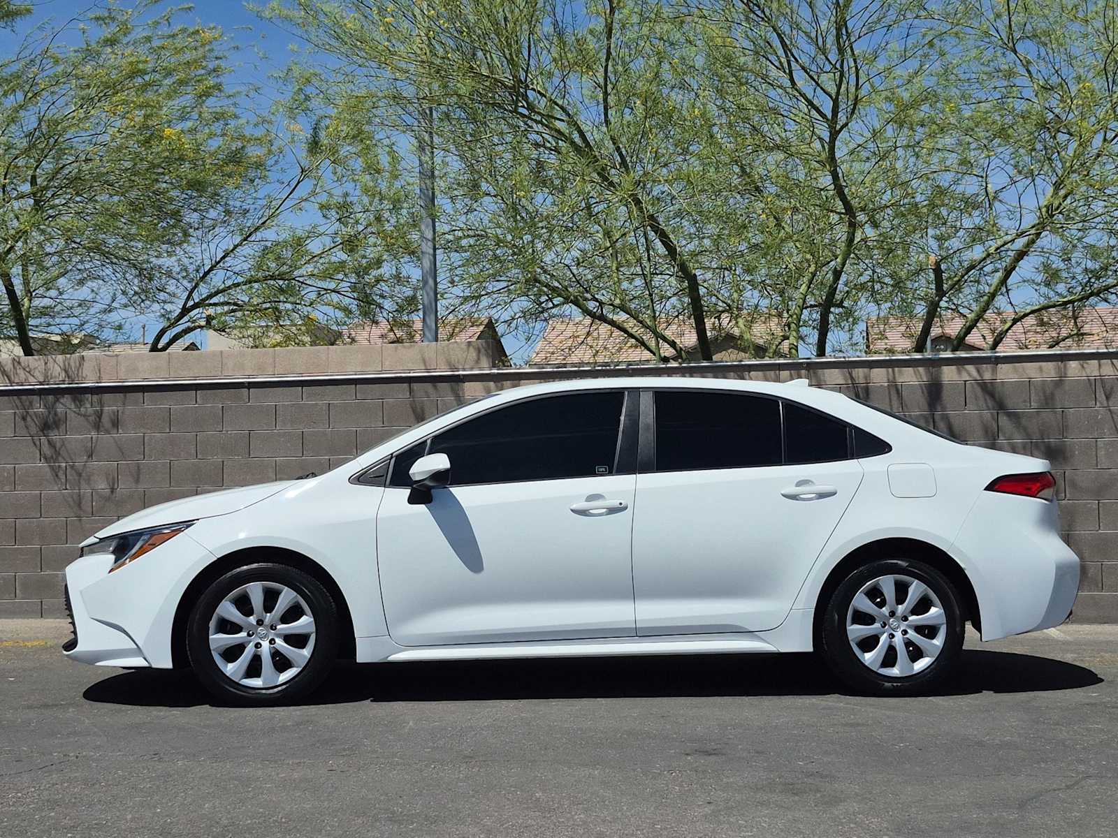 Thumbnail: 2024 Toyota Corolla - 6