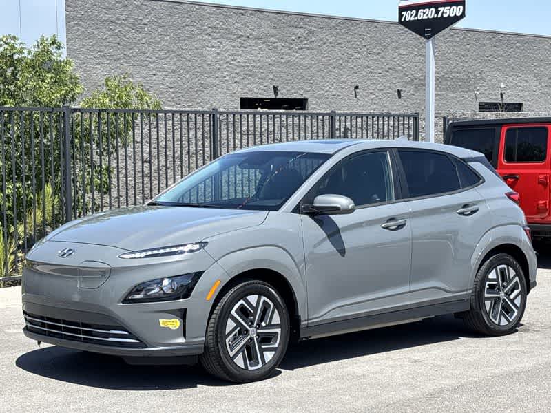 Thumbnail: 2022 Hyundai Kona - 4