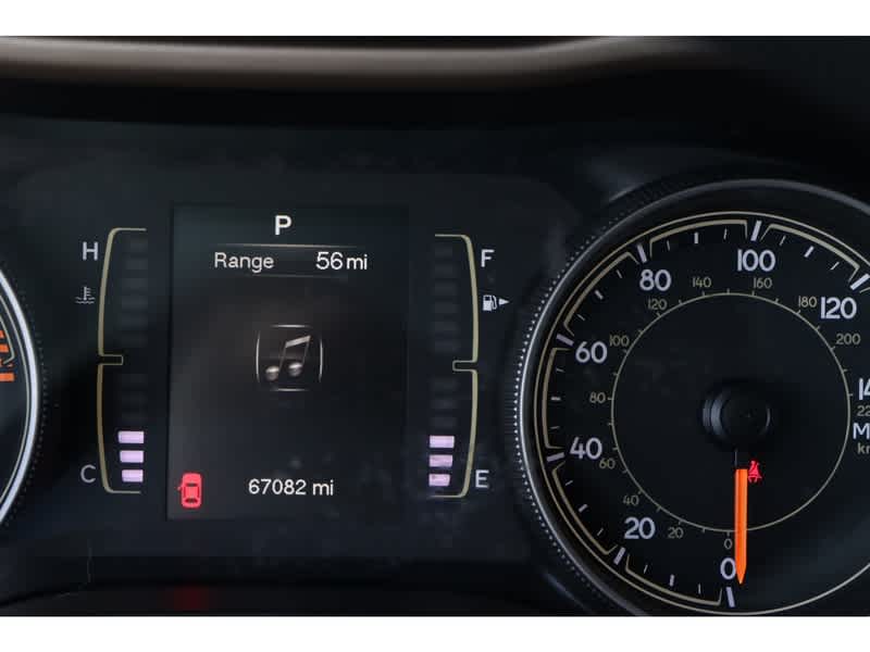 Thumbnail: 2017 Jeep Cherokee - 17