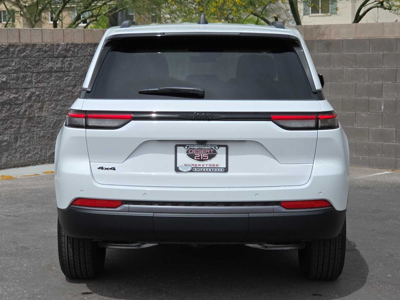 Thumbnail: 2026 Jeep Grand Cherokee - 2