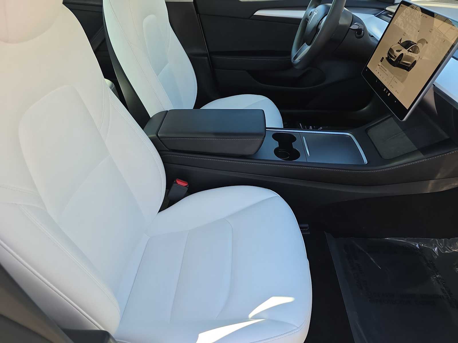 Thumbnail: 2023 Tesla Model 3 - 18