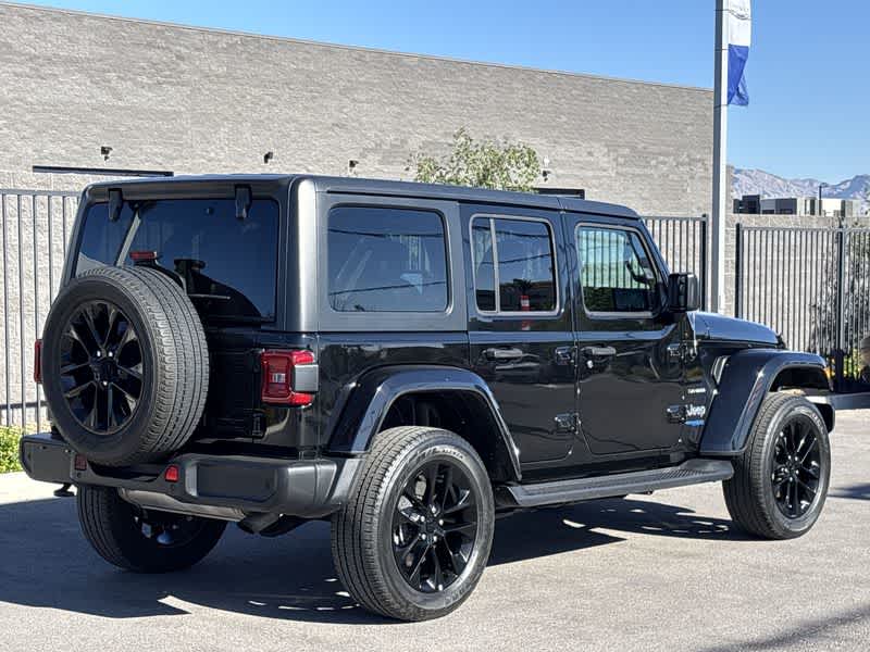 2021 Jeep Wrangler Unlimited Sahara 8