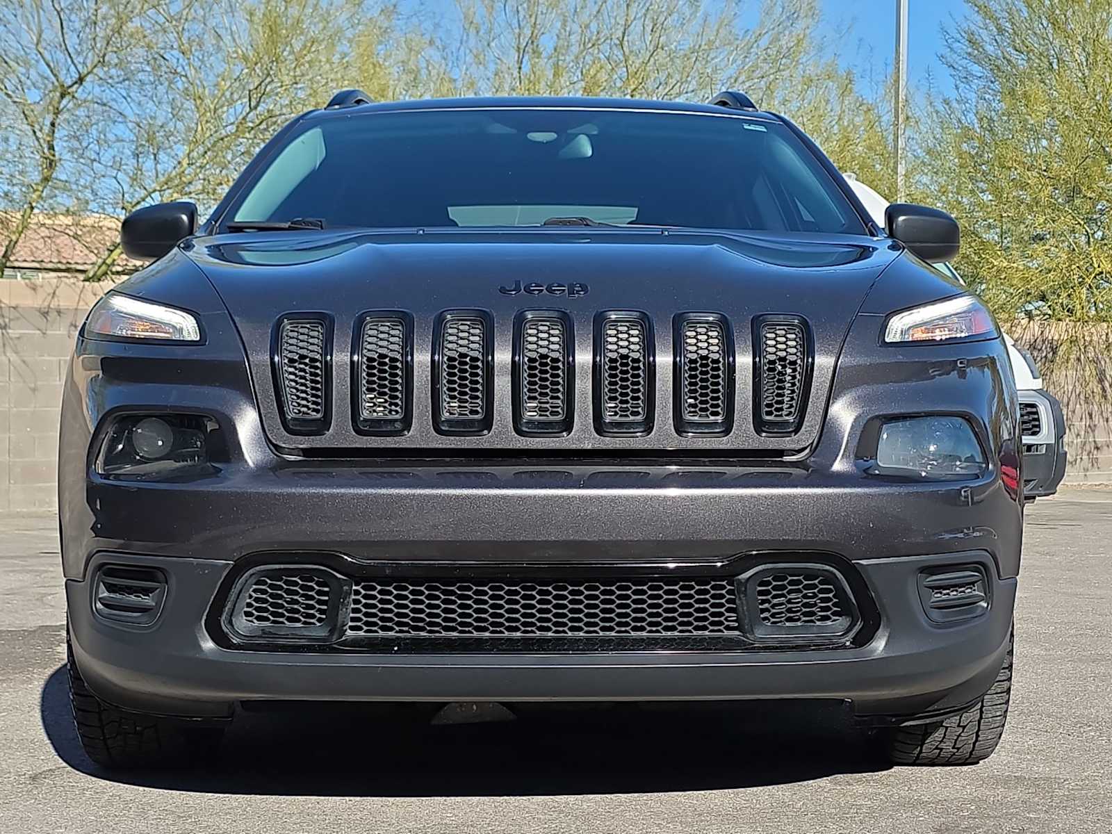 Thumbnail: 2017 Jeep Cherokee - 4