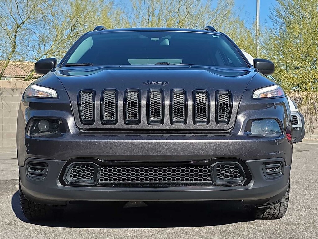 Used 2017 Jeep Cherokee Altitude SUV
