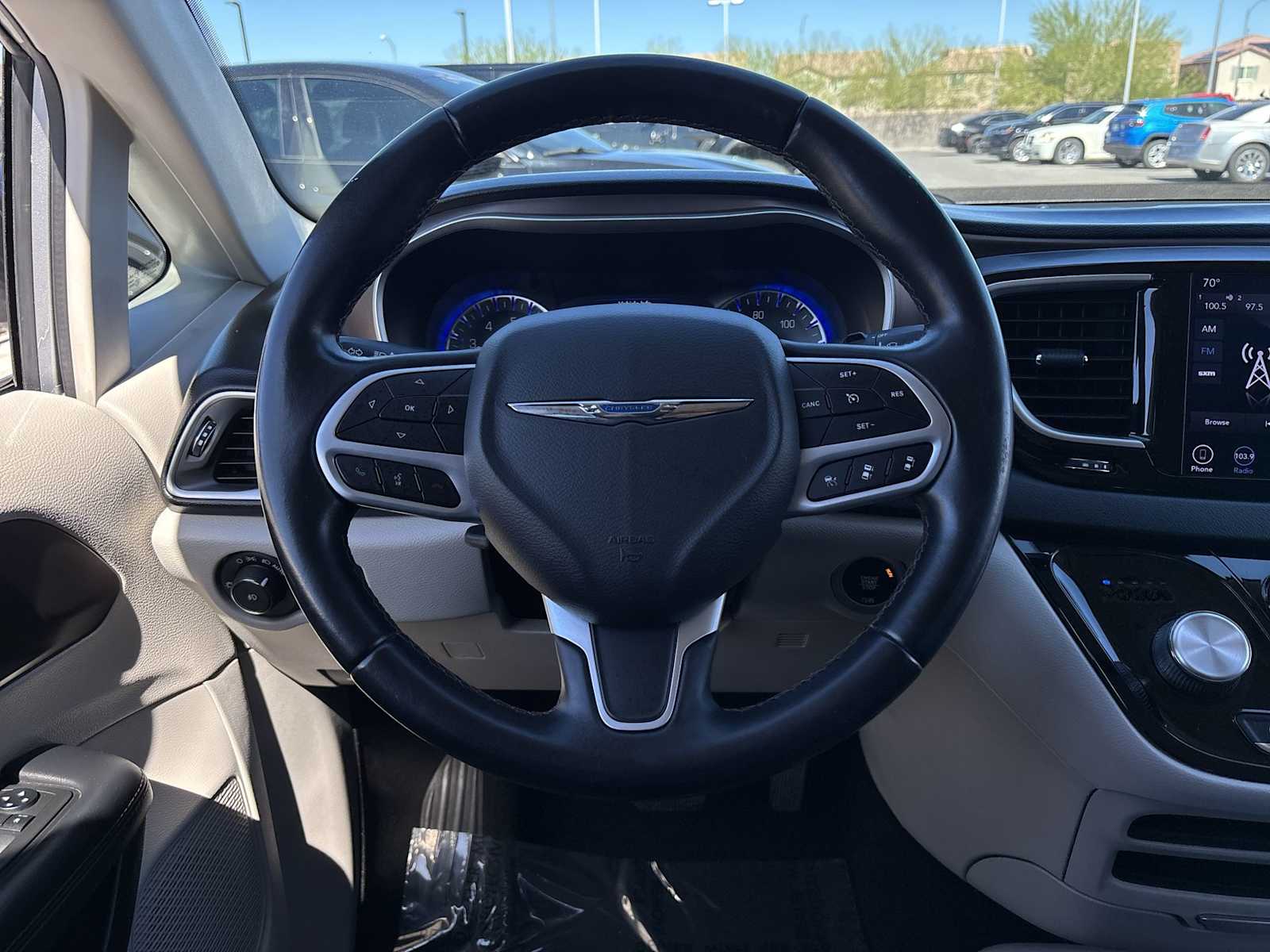 Thumbnail: 2018 Chrysler Pacifica - 19
