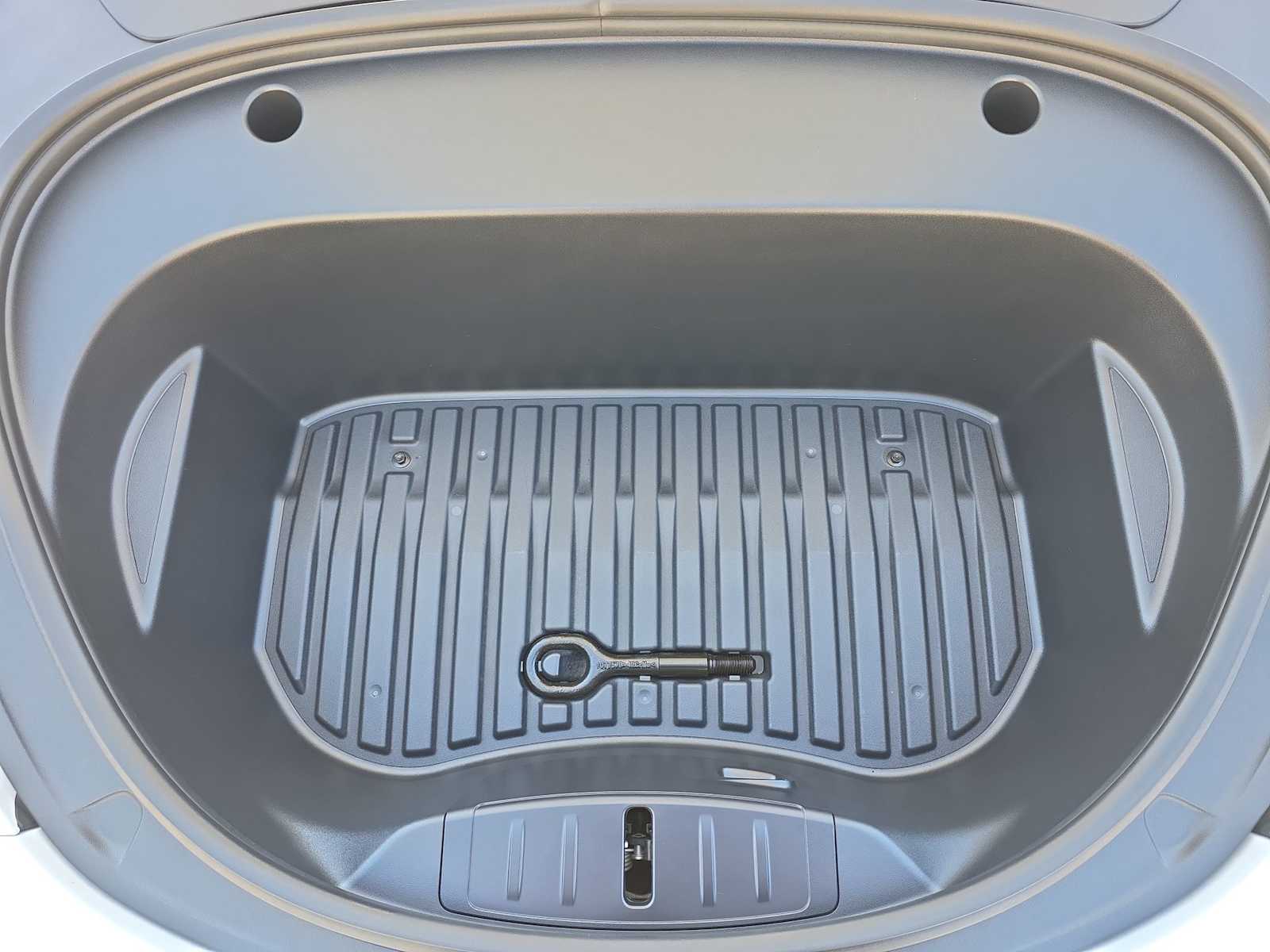 Thumbnail: 2023 Tesla Model 3 - 13