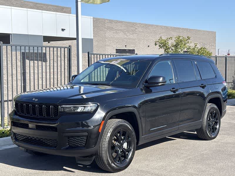Thumbnail: 2024 Jeep Grand Cherokee L - 4