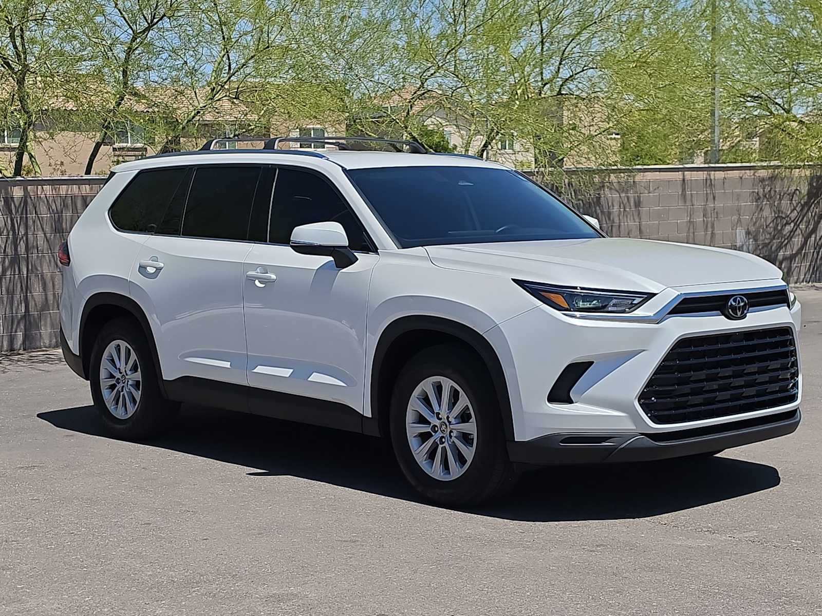Thumbnail: 2024 Toyota Grand Highlander - 2