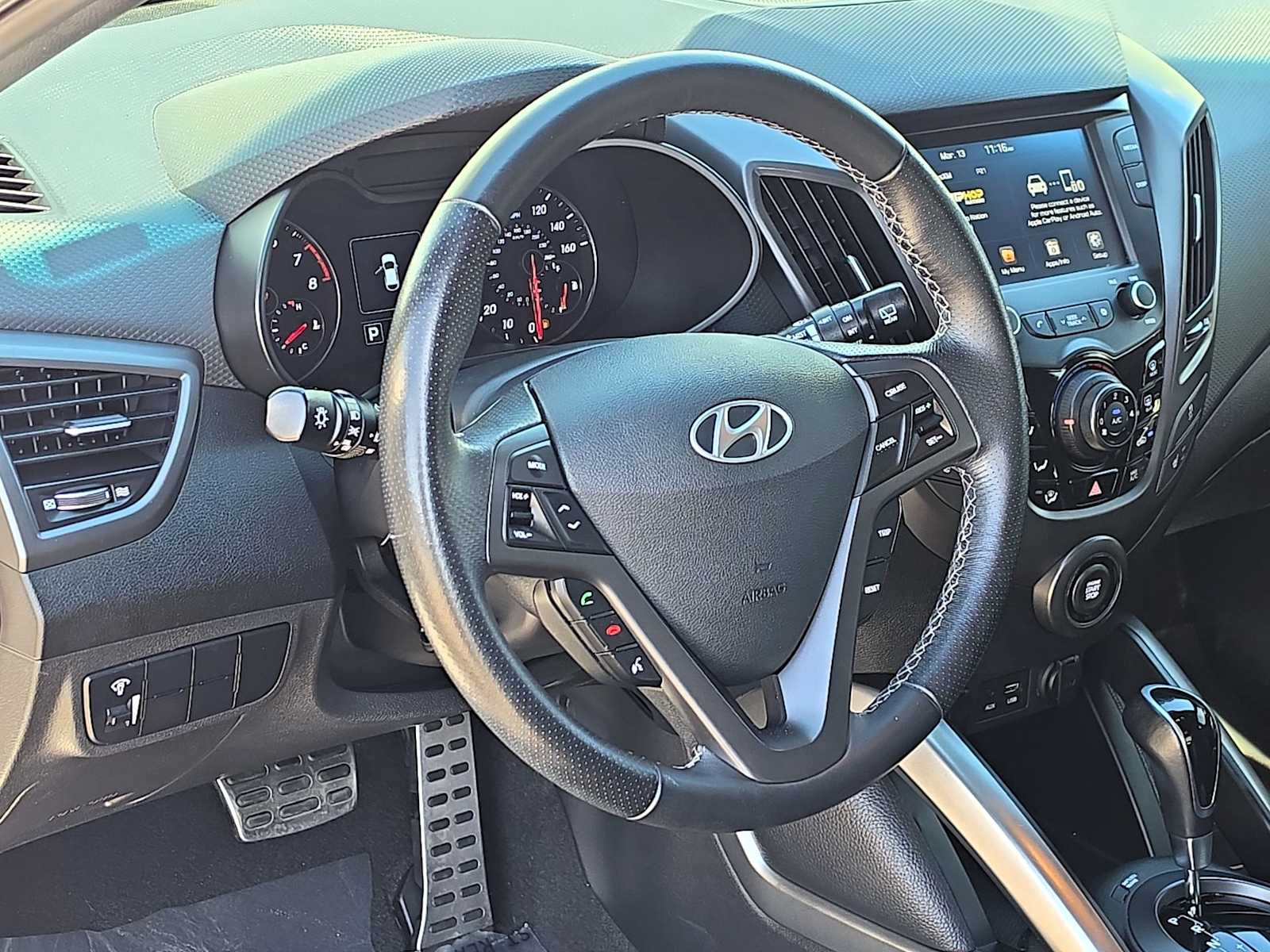 Thumbnail: 2017 Hyundai Veloster - 2