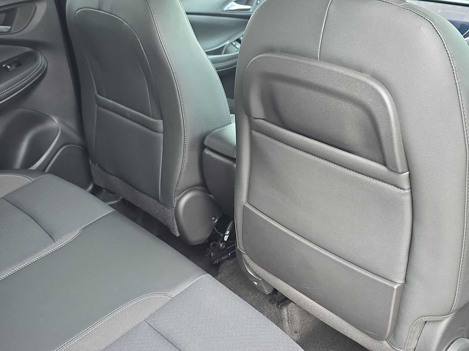 Thumbnail: 2022 Buick Encore GX - 16