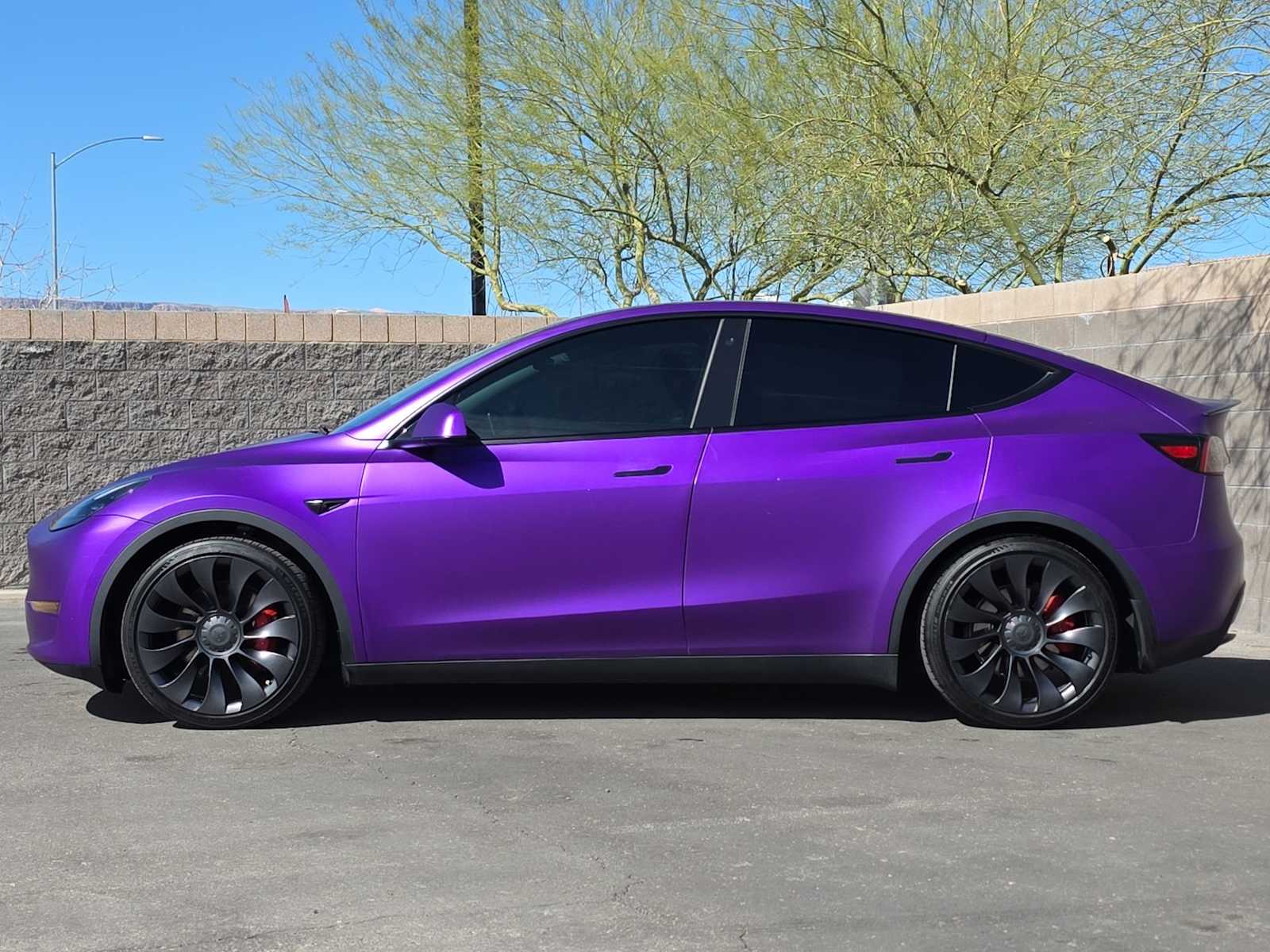Thumbnail: 2022 Tesla Model Y - 4