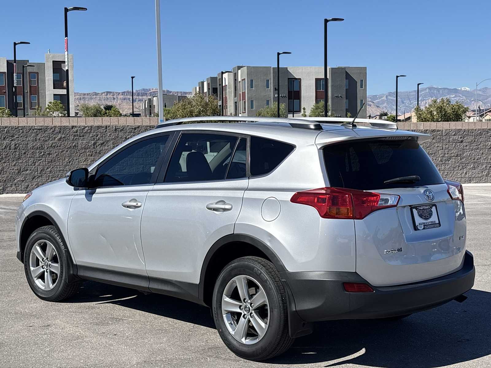 Thumbnail: 2015 Toyota RAV4 - 7